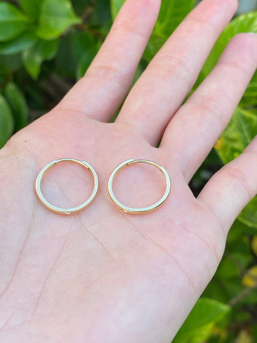 14k 18mm Huggie earrings