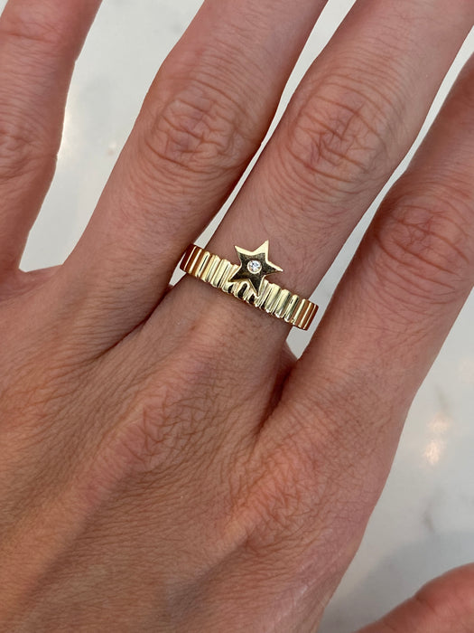 14K Gold Ribbed Star Ring with Diamond Center