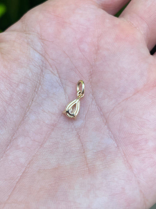 14k 1.04 tcw lab pear diamond pendant