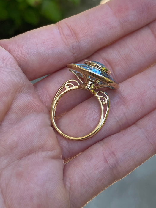 18k blue topaz diamond spinner ring size 6.5