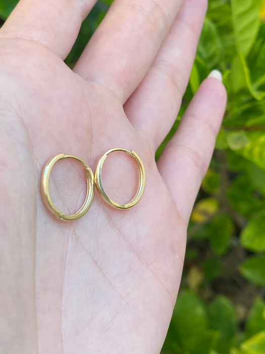 14k 14.7mm huggie earrings