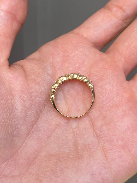 18k flower diamond ring size 7