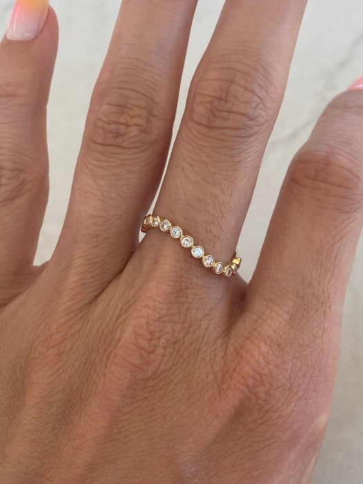14K Gold Curved Lab Diamond Bezel Band Ring