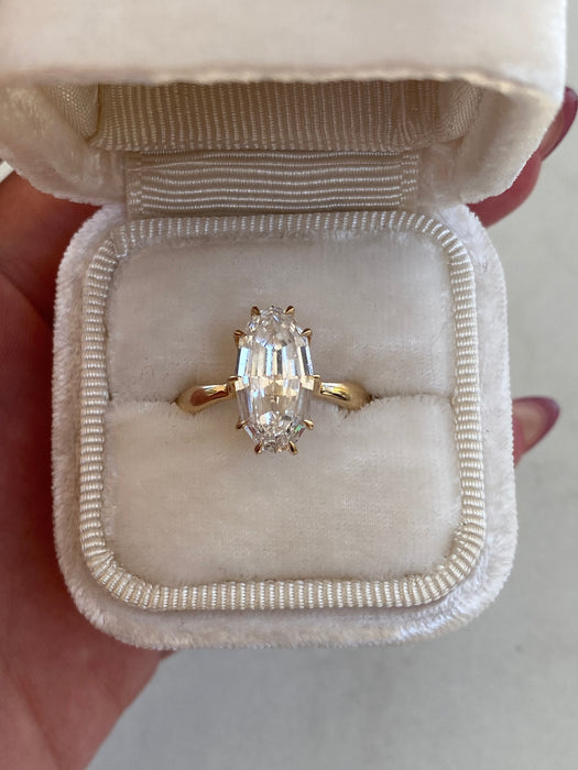 14K Gold 3.50 Carat IGI Certified Lab Diamond Moval Solitaire Ring