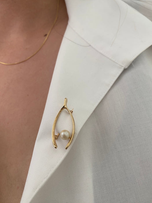 14k wishbone pearl pin charm