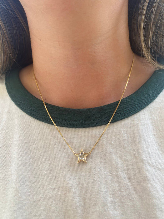 Vintage 18K Kite-Cut Diamond Star Necklace
