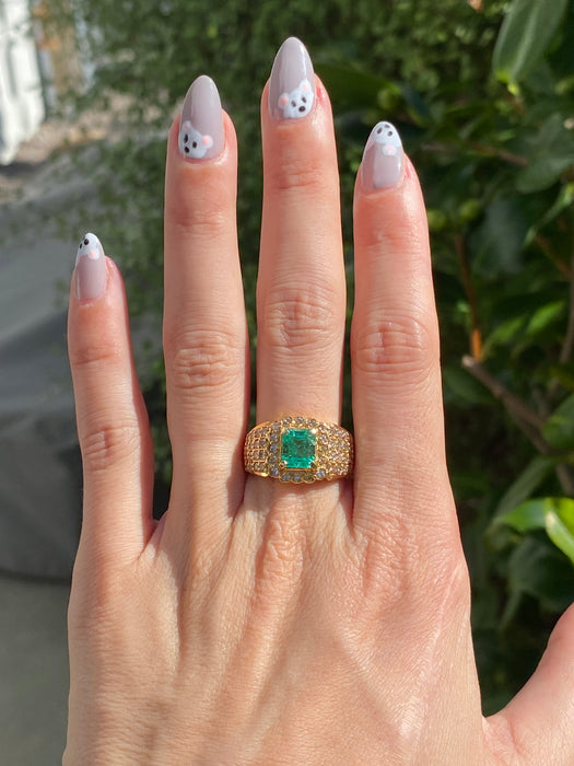 18k emerald diamond ring size 8.75