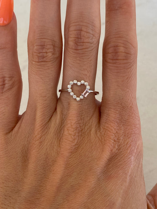 14K White Gold Diamond Heart Ring