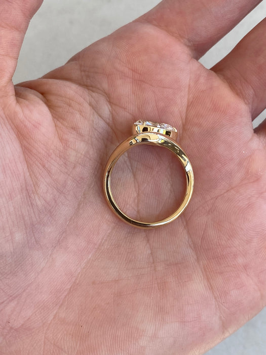 14K 1.51 TCW Lab Pear Diamond Wavy Band Size 7.5 - IGI Certified