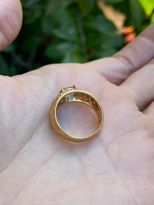 Vintage 18K Gold Aquamarine & Diamond Ring Size 6