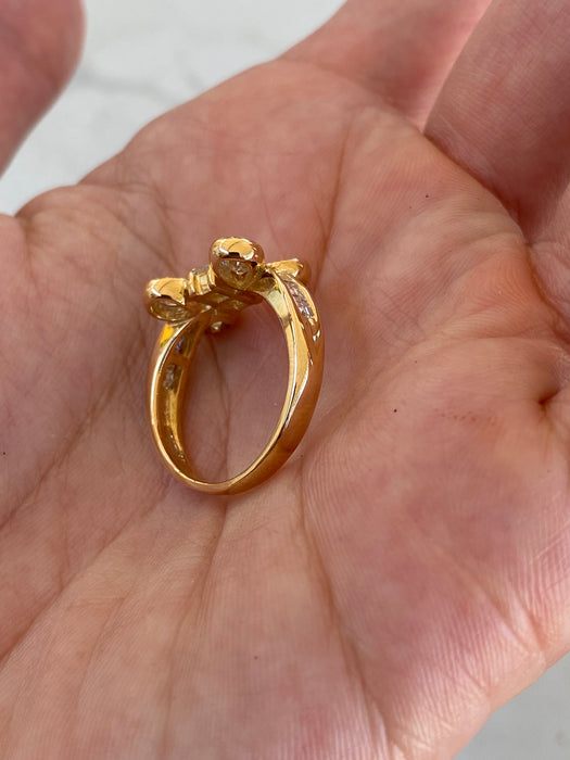 Vintage 18K Gold 1.38 CTW Natural Diamond Butterfly Bow Ring