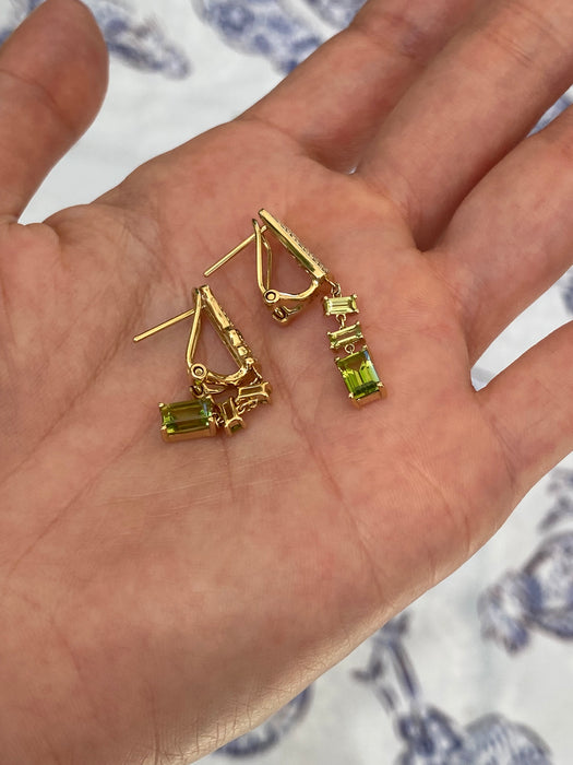 14k peridot diamond alligator earrings