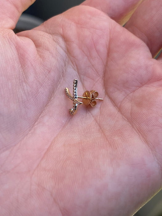 14k single earring diamond letter initial stud