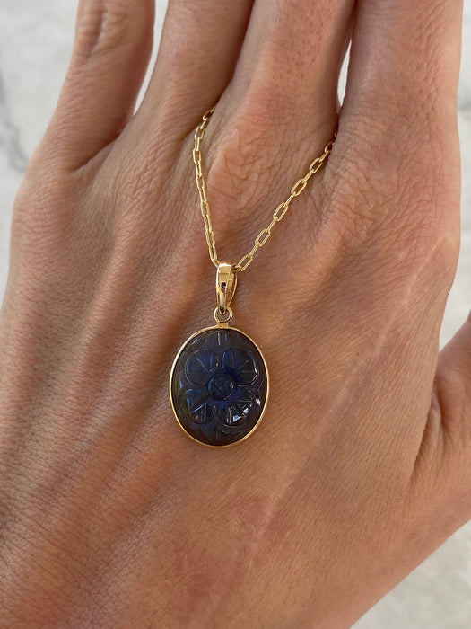 14K Gold Carved Flower Labradorite Charm – 7.6 Carats