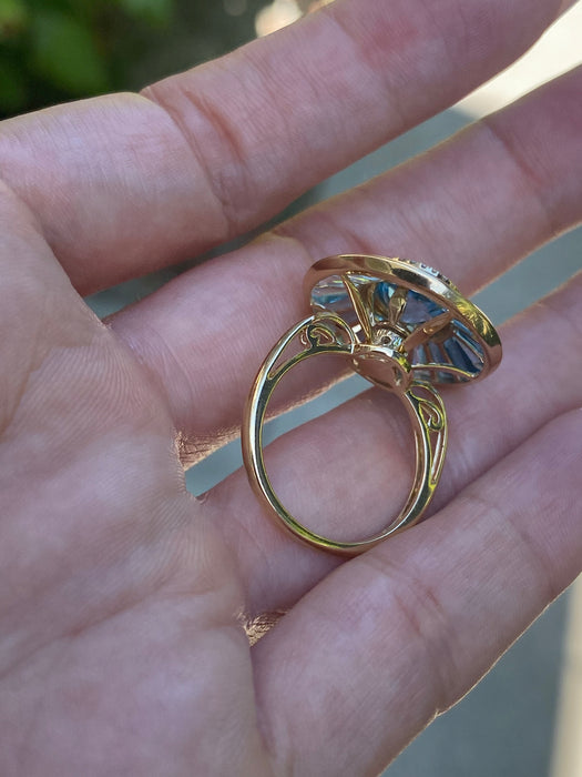 18k blue topaz diamond spinner ring size 6.5