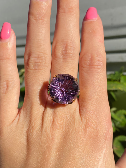 18k amethyst ring size 7.5