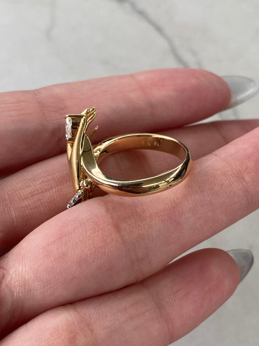 Vintage 18K Brushed Gold Hand Ring with Pear-Cut Natural Diamond