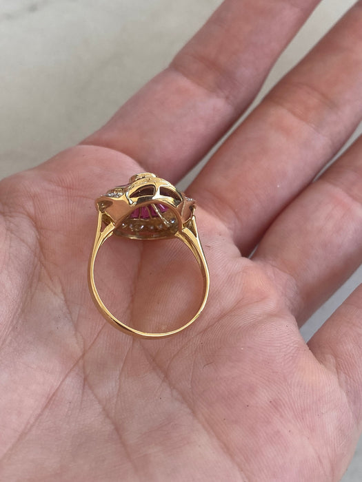 Vintage 18K Ruby & Diamond Ring