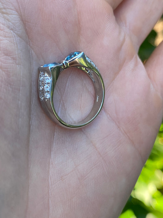 Platinum 900 aquamarine bow diamond ring 5.75
