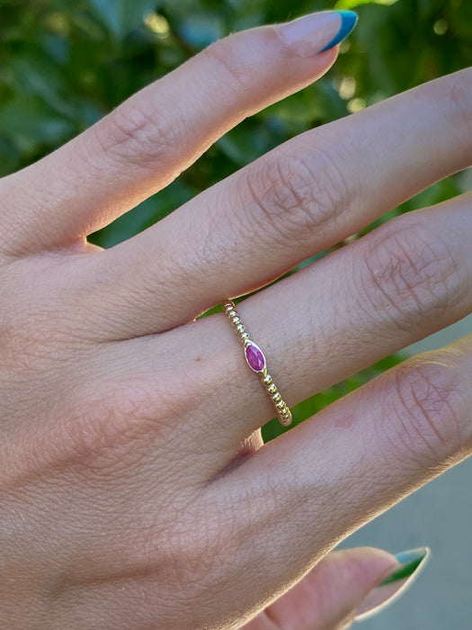 14k ruby bead ring size 6.5