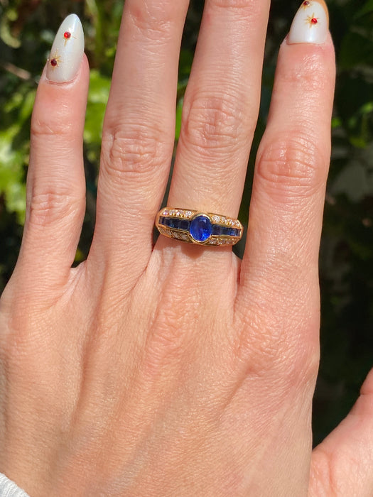 Vintage 18K 1.9 TCW Blue Sapphire & Diamond Ring Size 6.25