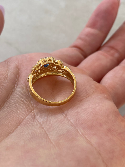 Vintage 18K Crown Blue Sapphire & Diamond Ring