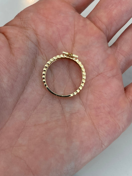14K Gold Ribbed Star Ring with Diamond Center