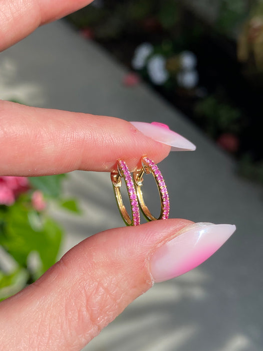 14K Gold Pink Sapphire Huggie Earrings – Natural Pink Sapphire