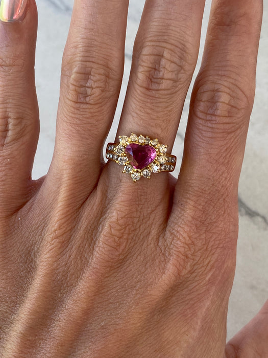 Vintage 18K Gold Heart-Shaped Ruby & Diamond Ring