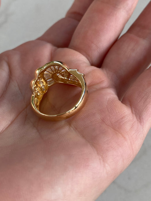 Vintage 18K Gold Baguette & Round Diamond Ring