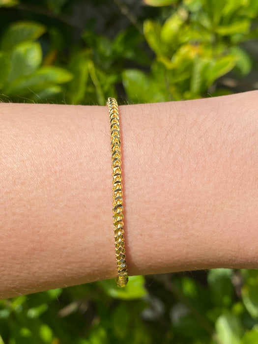 14k foxtail bracelet 7.5”