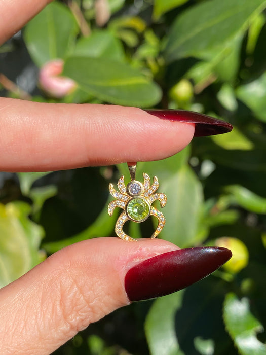 18k diamond peridot spider charm