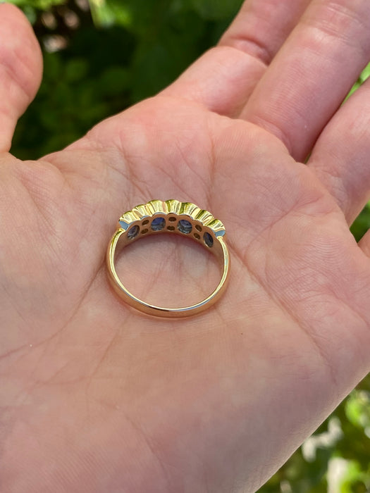 18k blue sapphire diamond ring size 9