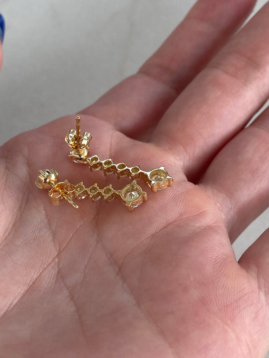 Vintage 18K Gold 1.46 TCW Natural Diamond Drop Earrings