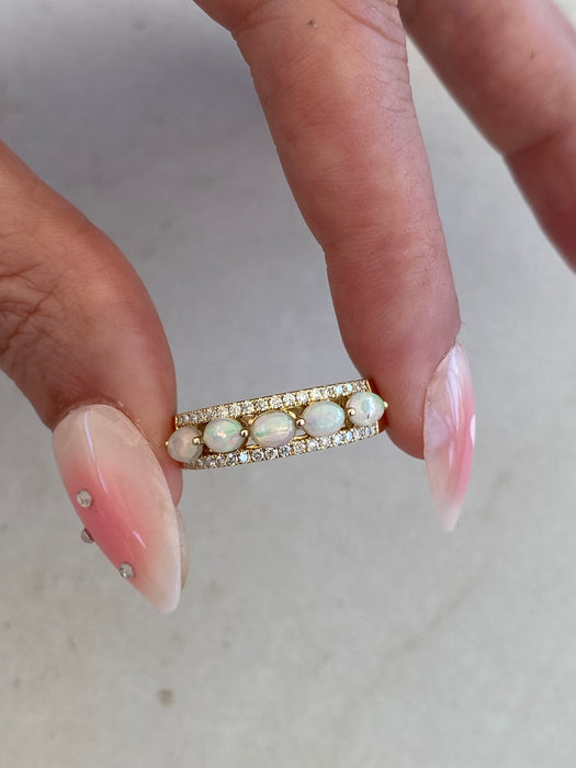 14K Gold Opal & Diamond Ring Size 6.5