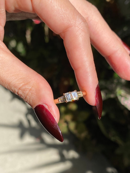 18k double emerald cut baguette diamond ring size 5.25