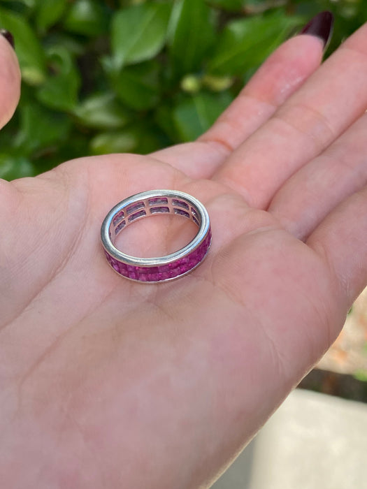 18k white gold invisible ruby eternity ring size 6