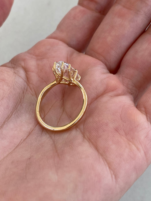 14K Gold 3.50 Carat IGI Certified Lab Diamond Moval Solitaire Ring