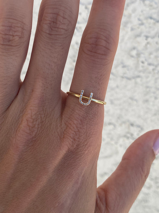 14k diamond letter u ring size 6.5