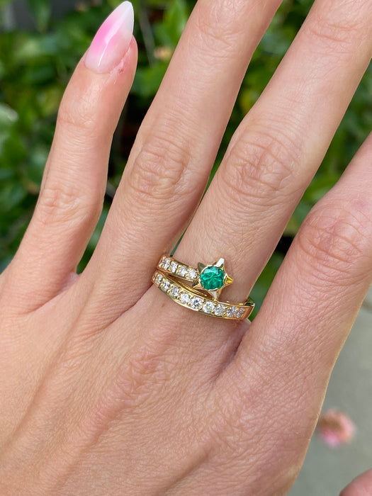 Vintage 18K Gold Emerald & Diamond Star Ring – Shooting Star