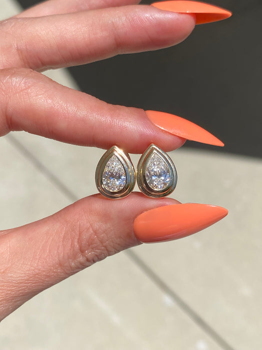 14K Gold 2.2 TCW Pear Lab Diamond Huggie Earrings
