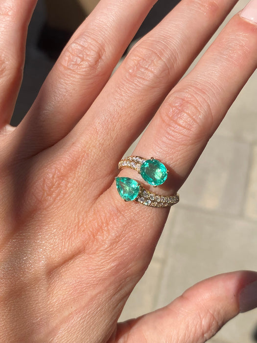 Vintage 18K Emerald & Diamond Bypass Ring
