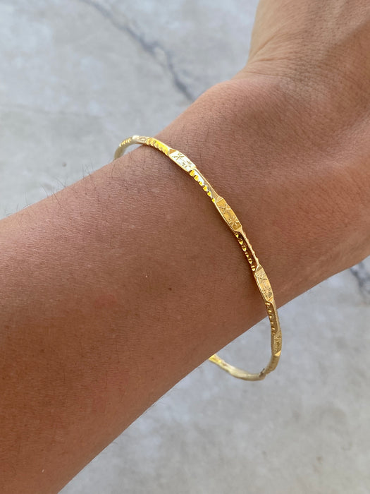 Vintage 18K Textured Palm Tree & Sword Bangle Bracelet