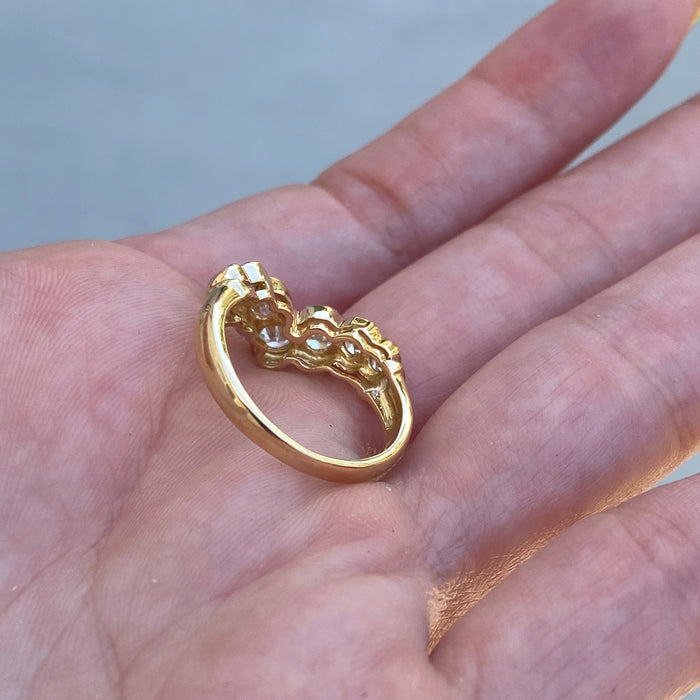 Vintage 18K Gold Diamond Chevron Ring – 1.00 TCW – Size 5.75