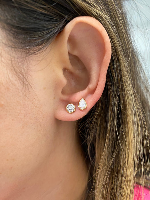 14K Gold 1 Carat Round Lab Diamond Bezel Stud Earrings
