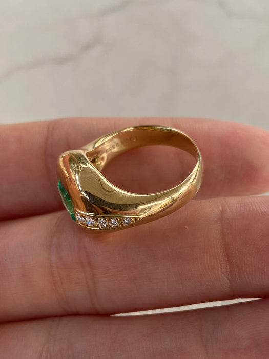 Vintage 18K Gold Emerald & Diamond Signet Ring