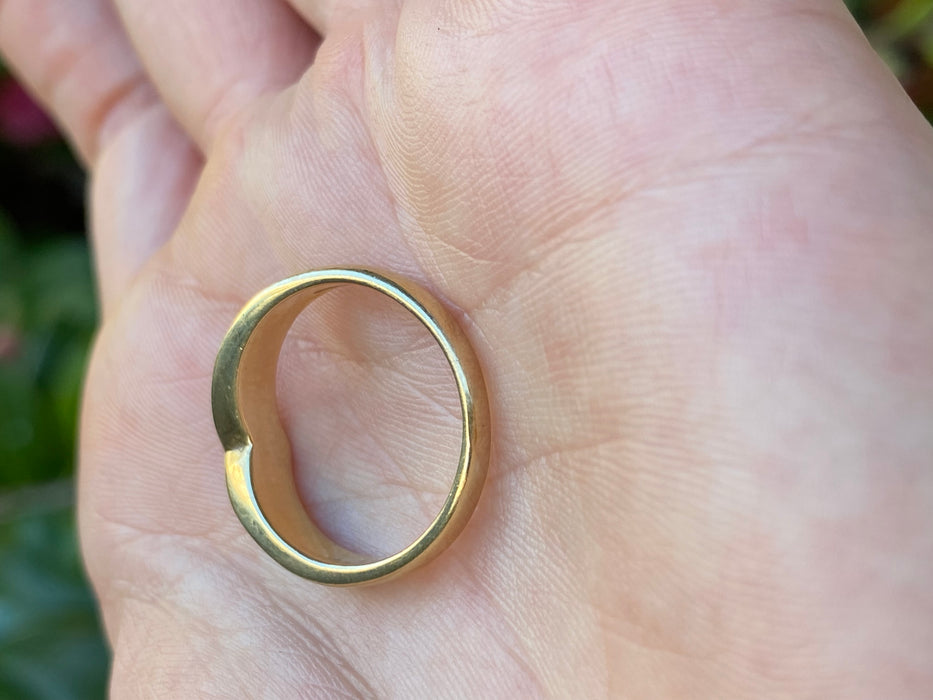 14k opal chevron ring size 6.75