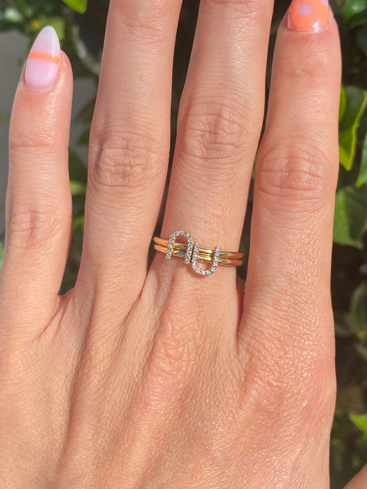 14k diamond letter u ring size 6.5