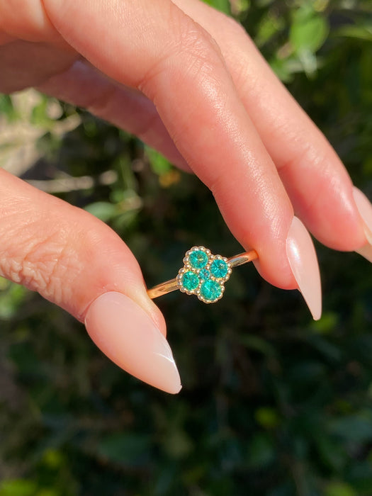 18K Gold Emerald Flower Ring
