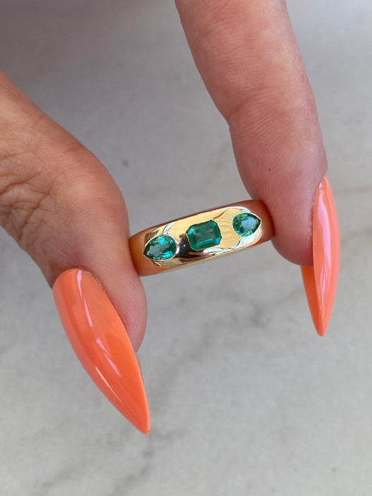 14K Gold Natural Emerald Ring Size 7